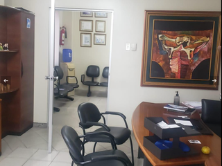 Foto 1 de Consultorio en Venta Clinica kenndy, Alborado, Norte de Guayaquil