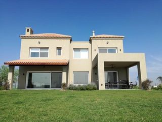 Foto 1 de Casa - Campo Chico , Pilar