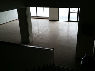 Foto 7 de Rento Espectacular Edificio 2.700 m² Construcción