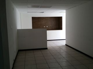 Foto 16 de Rento Espectacular Edificio 2.700 m² Construcción
