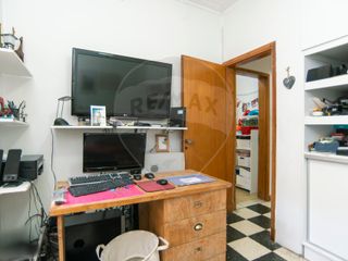 Casa + Dto en venta en Los Hornos, 3 dormitorios