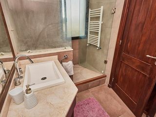 Casa excepcional en Funes Hills Cadaques.