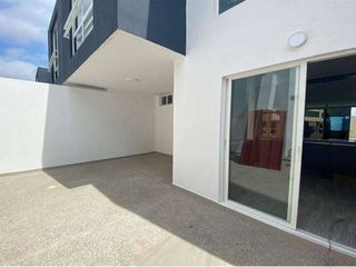 Foto 2 de Casa de Venta en Manta Zona Sur