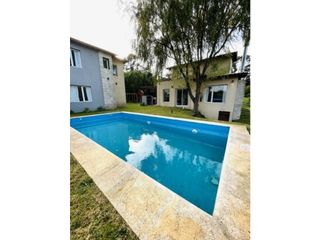 Foto 2 de VENTA 2 CABAÑAS DE 2 Y 3 AMB. PARQUE.PISCINA.SIERRA DE LOS PADRES