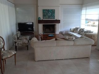 Foto 12 de Venta de casa 9 ambientes en Pinamar en Terrazas al Golf