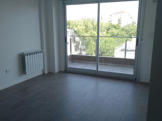 Departamento - 2 Amb. - 46m2  | Balcón  - Miller 4297 - Piso 4° B - (Esquina)_Saavedra