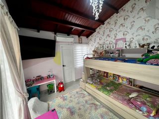 Foto 13 de SE VENDE CASA REMODELADA EN EL BARRIO BAVARIA , SANTA MARTA