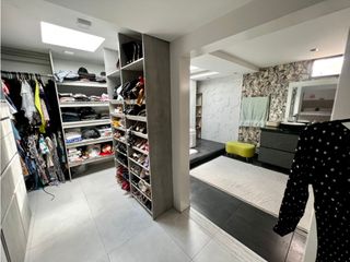 Foto 8 de SE VENDE CASA REMODELADA EN EL BARRIO BAVARIA , SANTA MARTA