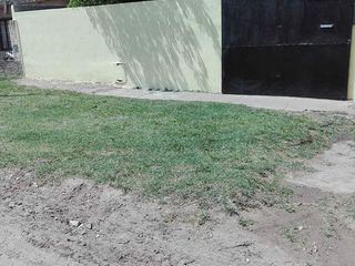 Foto 2 de Casa en venta - 4 Dormitorios 2 Baños - 200Mts2 - Quequén
