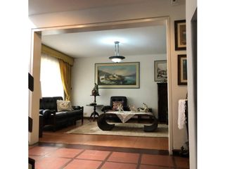 Foto 3 de VENTA DE CASA INDEPENDIENTE EN EL POBLADO, SECTOR PALMAS PARTE BAJA