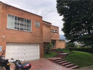 Foto 1 de VENTA DE CASA INDEPENDIENTE EN EL POBLADO, SECTOR PALMAS PARTE BAJA