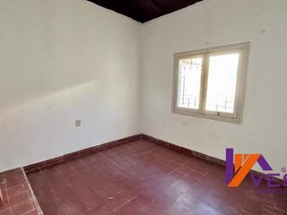 Foto 10 de URQUIZA 2.300 - CASA EN VENTA - MACROCENTRO