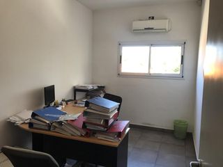 Oficina en venta  - La Plata Calle 520 e/ 140 y 141 Dacal Bienes Raices
