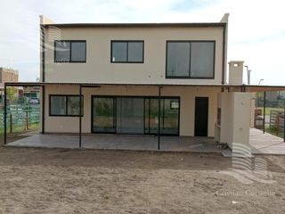 Foto 23 de Venta - Casa 4 ambientes, galeria - Acacias, Puertos del Lago, Escobar