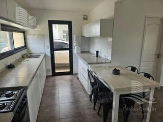Foto 8 de Venta - Casa 4 ambientes, galeria - Acacias, Puertos del Lago, Escobar