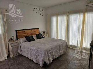 Foto 17 de Venta - Casa 4 ambientes, galeria - Acacias, Puertos del Lago, Escobar