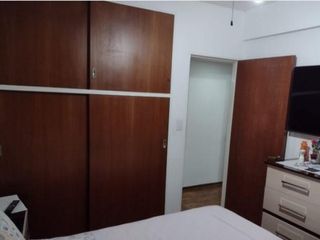Departamento en venta - 2 Dormitorios 1 Baño - 85Mts2 - Lanús
