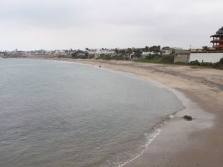 Se Alquila Casa Frente al Mar en Ballenita