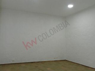 Venta casa comercial remodelada en el centro de Cali, Valle del Cauca-7030