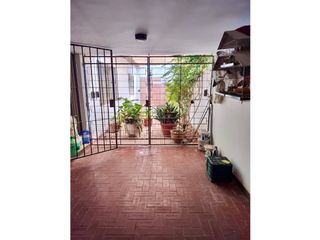 Foto 11 de VENTA DE HERMOSA CASA ESQUINA Y DPTO, ZONA CÉNTRICA RIVADAVIA-MZA