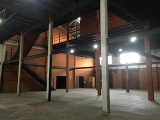 Foto 2 de Galpón 1300m2 Internos en 2 Plantas, apto usos varios