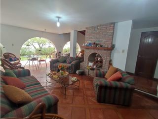 Foto 4 de LA MOLINA - VENTA LINDA CASA - ÁREA 300 m2