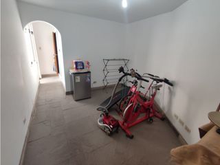 Foto 21 de LA MOLINA - VENTA LINDA CASA - ÁREA 300 m2