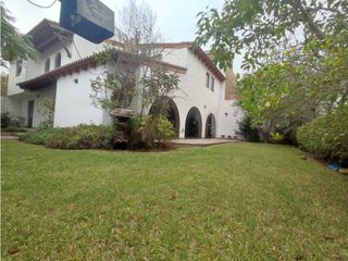 Foto 24 de LA MOLINA - VENTA LINDA CASA - ÁREA 300 m2