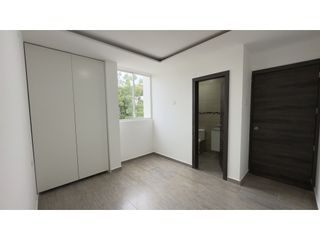 Foto 12 de CASA MODERNA CERCA AL NUEVO HOSPITAL DEL IESS, MANTA