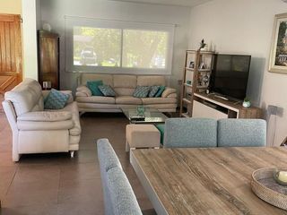 Foto 3 de Casa en venta - 4 Dormitorios 5 Baños - Cocheras - 850Mts2 - Escobar