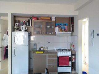Venta Departamento de 1 dormitorio con Patio y Parrilla , Cipolletti , Uspallata al 200