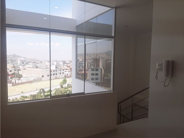VENTA DE HERMOSO DÚPLEX EN HUANCAYO