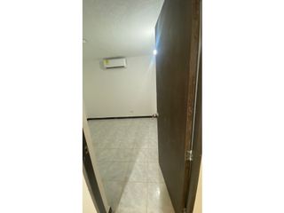 Foto 4 de ALQUILO CASA USO COMERCIAL EN CIUDAD 2000