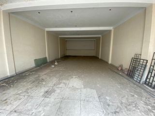 Foto 1 de Bodega en Alquiler en la Aurora