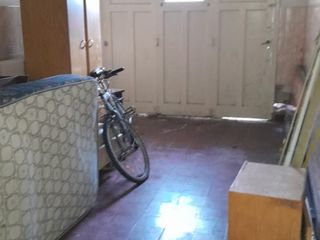 Foto 9 de VENTA: CHALET 3 AMB. + COC. COM. + GARAGE + PATIO CON PARRILLA. SGO. DEL ESTERO CASI PASO