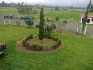 Foto 6 de Venta de Hacienda Via Santo Domingo - Quevedo