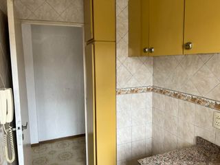 Venta Departamento 3 ambientes al frente balcón