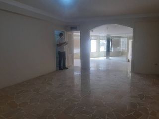 Foto 10 de SE VENDE AMPLIO DEPARTAMENTO EN LOMAS DE URDESA DE 4 DORMITORIOS