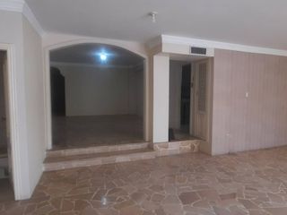 Foto 7 de SE VENDE AMPLIO DEPARTAMENTO EN LOMAS DE URDESA DE 4 DORMITORIOS
