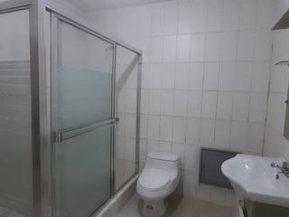 Foto 16 de SE VENDE AMPLIO DEPARTAMENTO EN LOMAS DE URDESA DE 4 DORMITORIOS