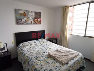 Foto 9 de 🏙️ ¡Vive en las alturas de la ciudad con todo al alcance de tu mano! 🌟

Alquila tu departamento amoblado de 1 habitación en el piso 11 de la Av. Are