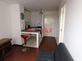Foto 4 de 🏙️ ¡Vive en las alturas de la ciudad con todo al alcance de tu mano! 🌟

Alquila tu departamento amoblado de 1 habitación en el piso 11 de la Av. Are