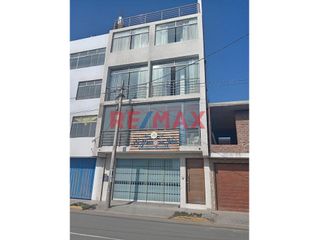 Venta De Edificio Mixto De 4 Pisos En Lomas De Huanchaco