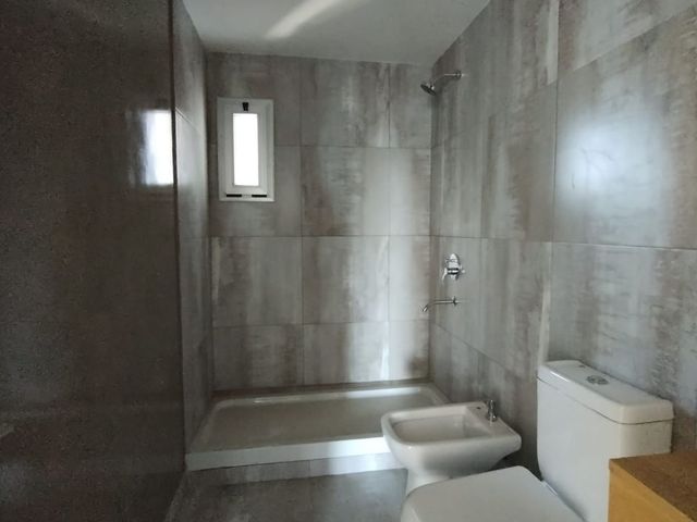 Departamento en venta 2 ambientes en Escobar .