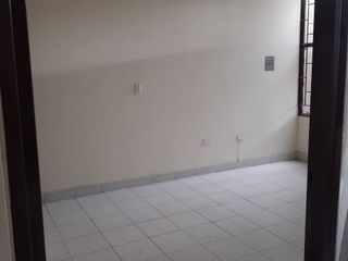 Foto 5 de oficina en venta en edf europa. Cod V2159