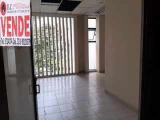 Foto 3 de oficina en venta en edf europa. Cod V2159