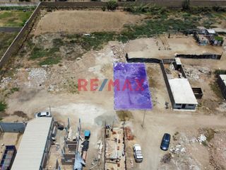 Amplio terreno de 300 m2 en venta en el sector El Orcon de Moche, Trujillo.

Este terreno tiene acceso desde la Panamericana Norte a la altura del e