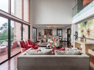 Foto 1 de casa en venta en bosque medina. Cod V9808