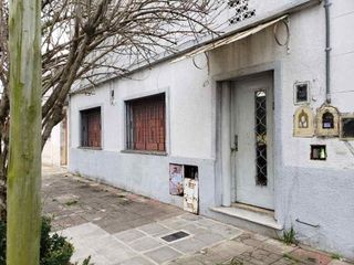 Casa PH en venta en Piñeyro