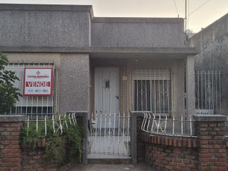 Casa en  Berazategui